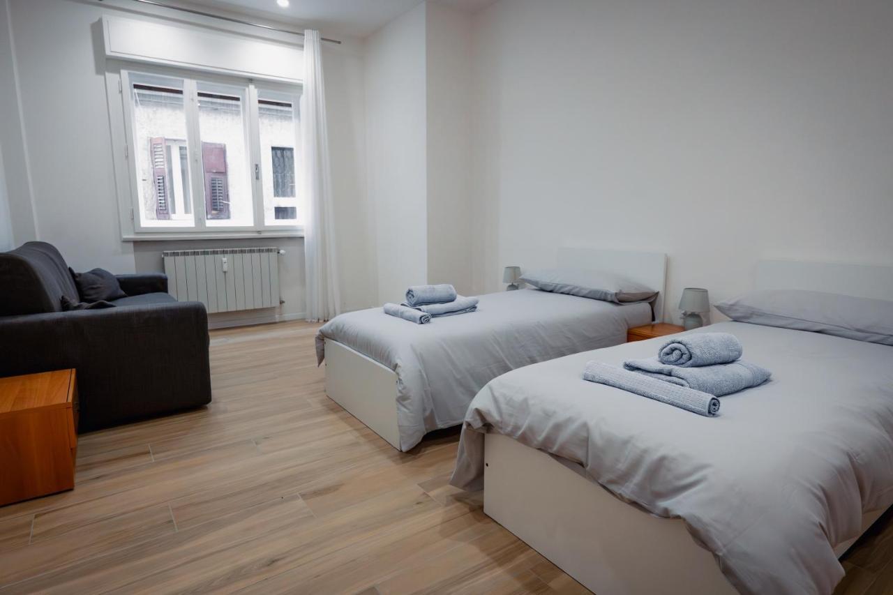 Apartament Centro Storico Moderno Trilocale Con Balcone Triest Zewnętrze zdjęcie