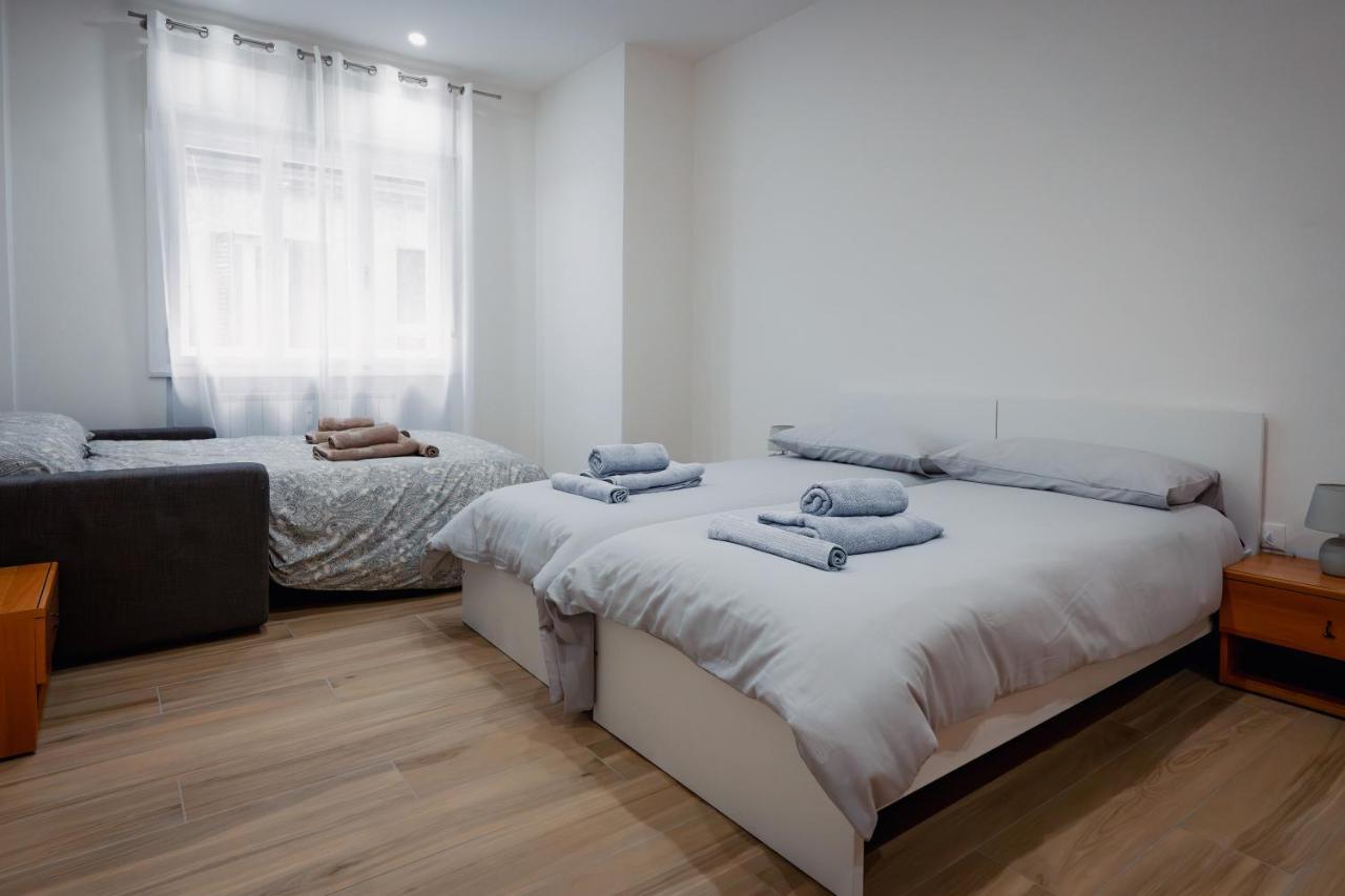 Apartament Centro Storico Moderno Trilocale Con Balcone Triest Zewnętrze zdjęcie